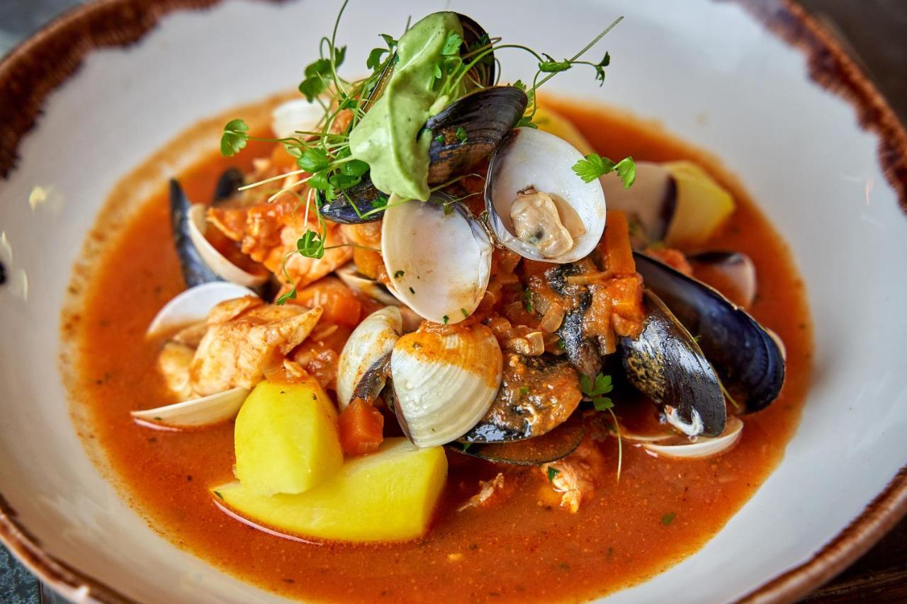 The Bower Inn ブリッジウォーター エクステリア 写真 Clam and mussel chowder