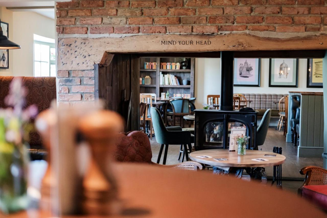 The Bower Inn ブリッジウォーター エクステリア 写真 The interior of the restaurant